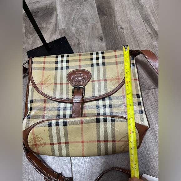 Authentic Vintage Burberry's Sling - Picture 8 of 11
